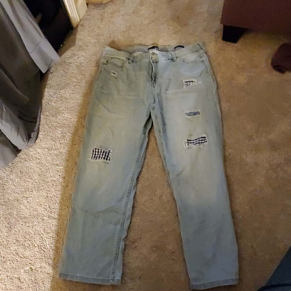Tommy Hilfiger boyfriend Jean's size 16